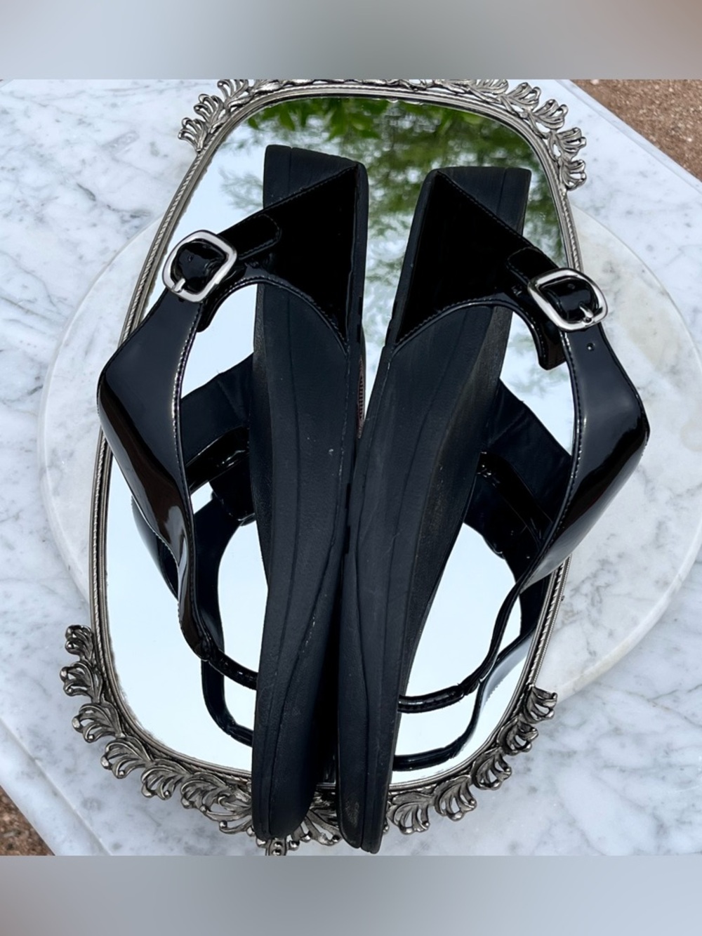 FitFlop The Skinny Black Patent Leather Wedge Thong / Sandal, 11, Silver Buckle - Picture 13 of 14